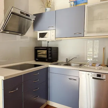 Rugana - Komfortplus Mit 1 Schlafzimmer Und Terrasse A02 Apartment